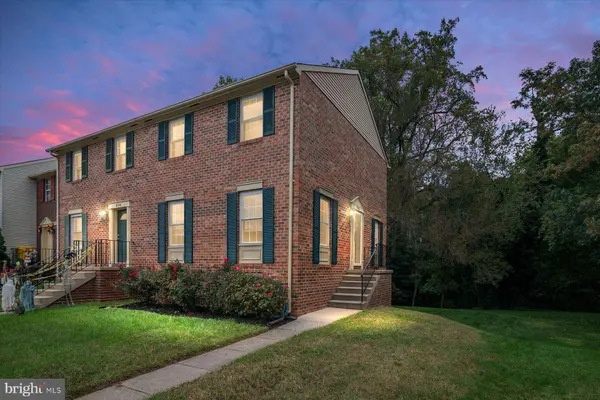 906 HINGHAM HARBOUR, Pasadena, MD 21122