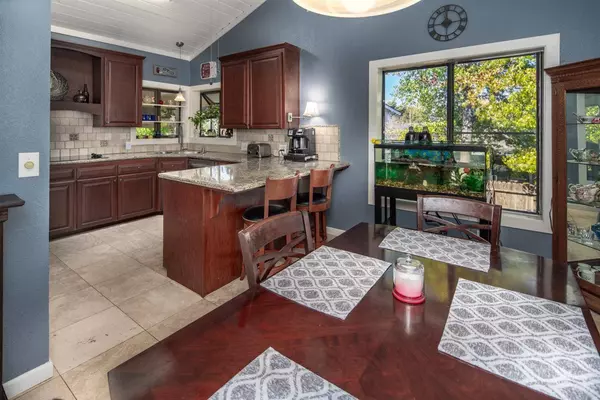 338 Diamond Oaks RD, Roseville, CA 95678