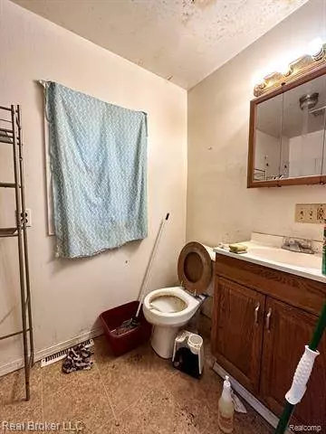 3040 SHAW Street, Burton, MI 48529