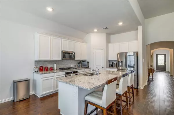 6337 Catalpa DR, Venus, TX 76084