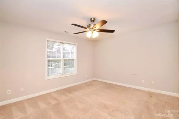 1605 Chapman AVE, Kannapolis, NC 28081