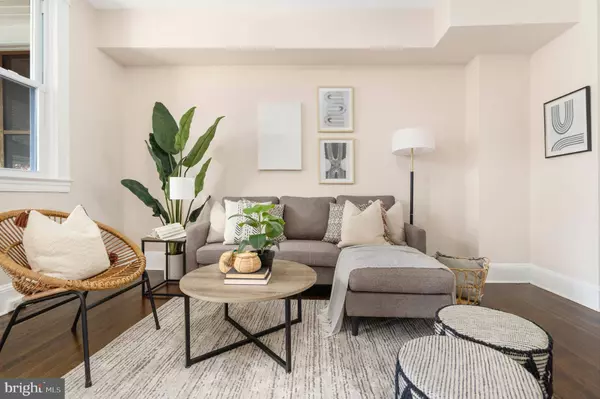 819 UNETTA AVE, Baltimore, MD 21229