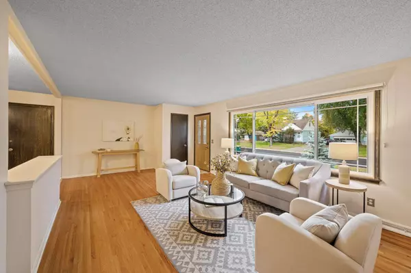 6033 Quebec AVE N, New Hope, MN 55428