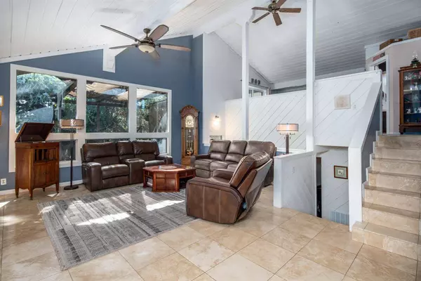 338 Diamond Oaks RD, Roseville, CA 95678