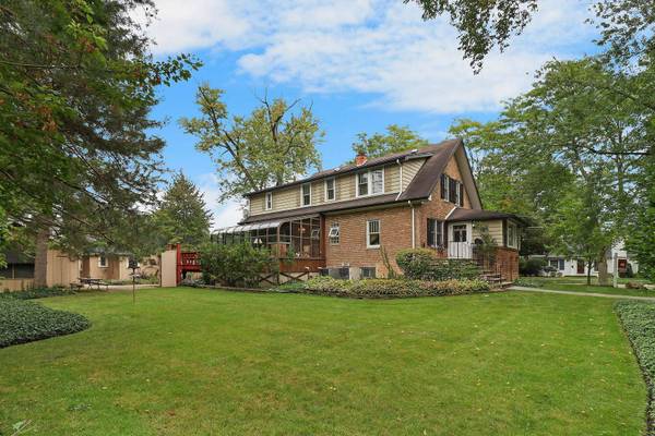 2300 THORNWOOD AVE, Wilmette, IL 60091