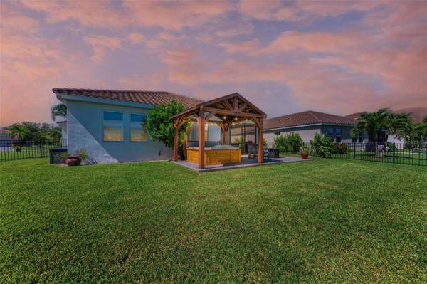 13312 SAW PALM CREEK TRL, Lakewood Ranch, FL 34212