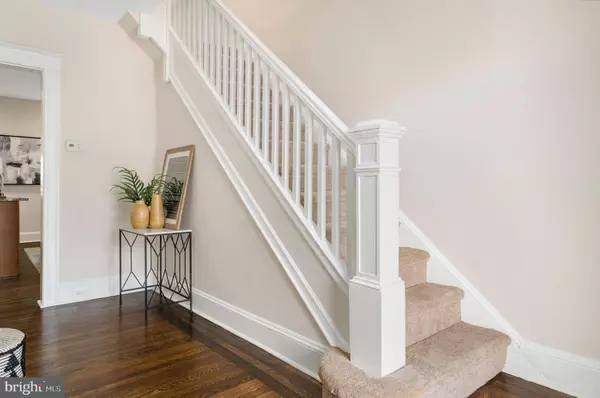 819 UNETTA AVE, Baltimore, MD 21229