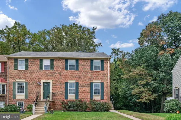 906 HINGHAM HARBOUR, Pasadena, MD 21122