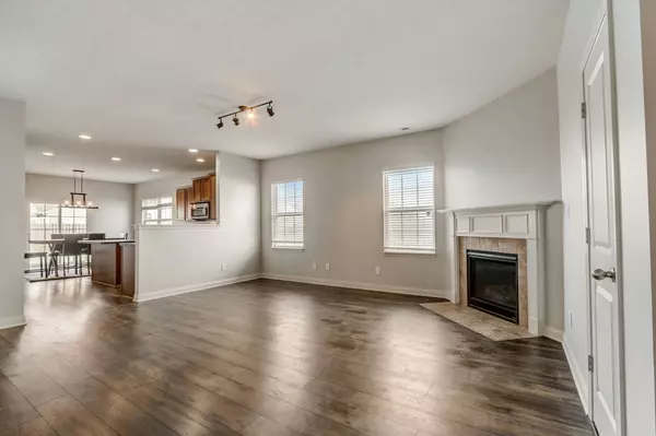 5878 Solomon Harmon WAY, Whitestown, IN 46075