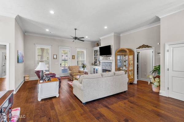 405 W Cowan Creek Cove, Brandon, MS 39047