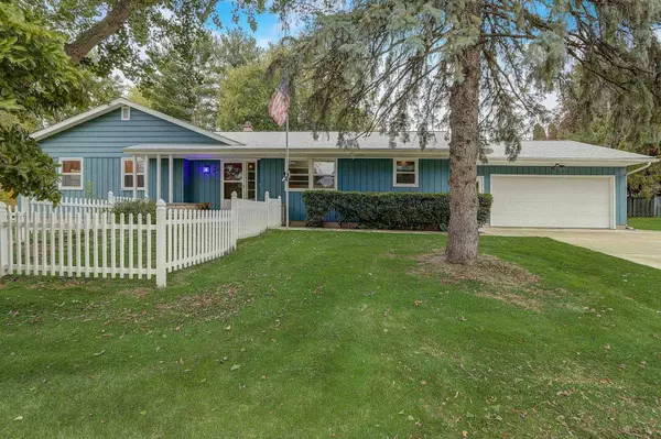 111 Strangeway Avenue, Lodi, WI 53555