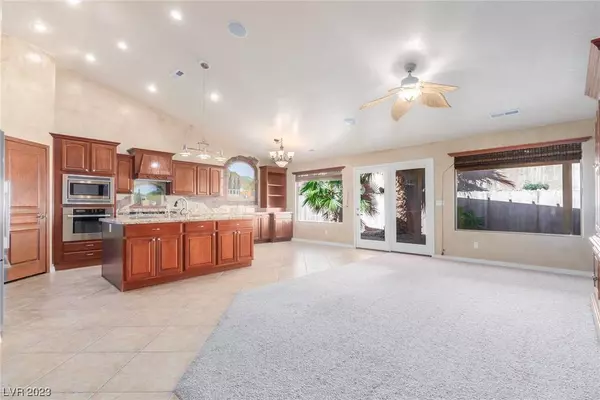 450 Raven Way, Mesquite, NV 89027