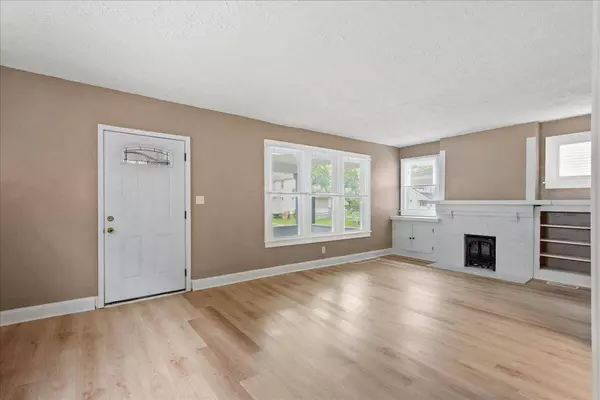 1469 Kenmore Road, Columbus, OH 43211