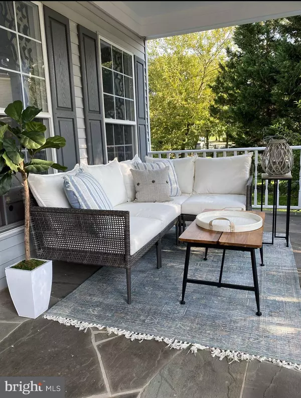 43700 RALEIGH PL, Ashburn, VA 20147