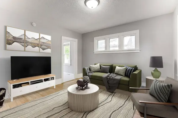 892 Cook AVE E, Saint Paul, MN 55106