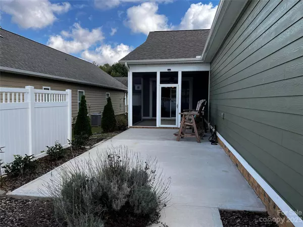 261 Harrison LN, Locust, NC 28097