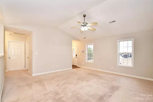 1605 Chapman AVE, Kannapolis, NC 28081