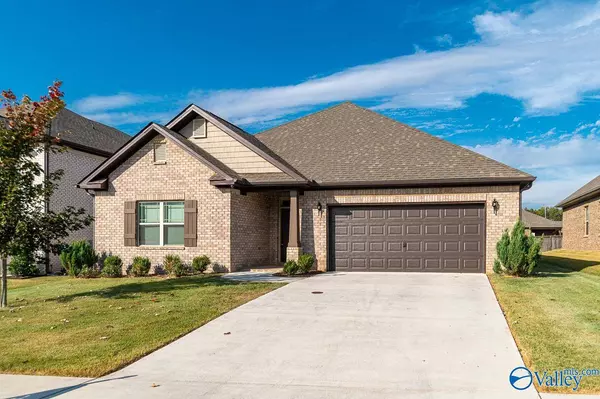 152 Holly Fern Drive, Harvest, AL 35749