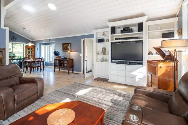 338 Diamond Oaks RD, Roseville, CA 95678