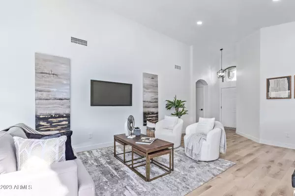 19448 N 36TH Street, Phoenix, AZ 85050