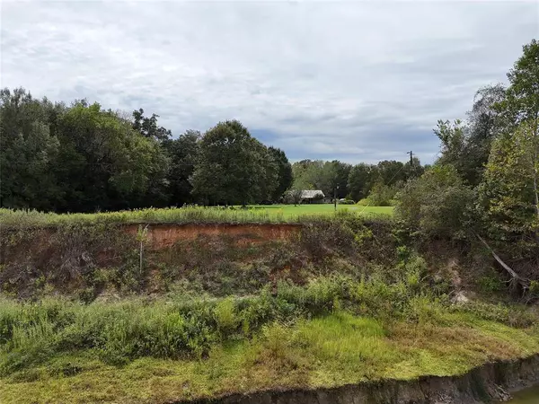 2365 County Road 2107, Liberty, TX 77575