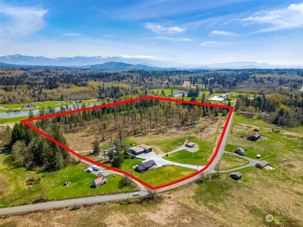 17812 Colony RD, Bow, WA 98232
