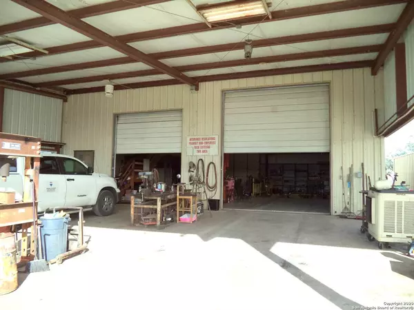 123 AT FM 1339 State Hwy 123, Seguin, TX 78155