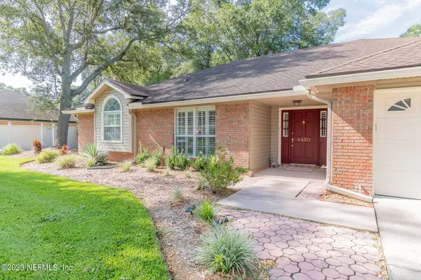 4430 HOLLYGATE DR, Jacksonville, FL 32258