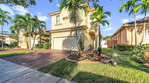 2308 NE 37th Rd, Homestead, FL 33033