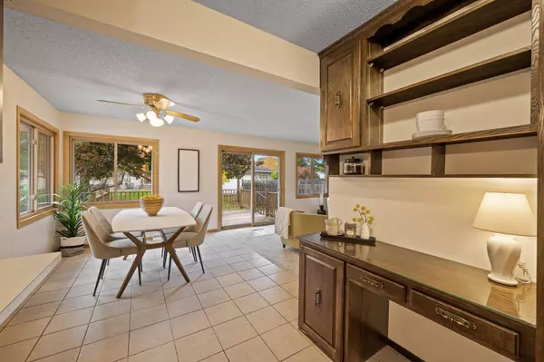 6033 Quebec AVE N, New Hope, MN 55428