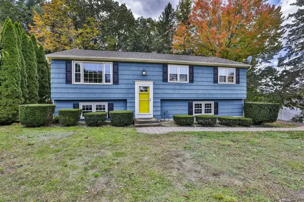 3 Emerson RD, Nashua, NH 03062