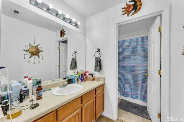 2131 Sapphire Ridge Way, Reno, NV 89523-6221