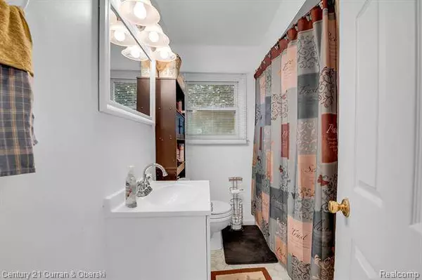 1690 WELLESLEY Street, Inkster, MI 48141