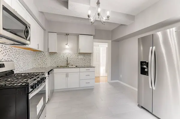 892 Cook AVE E, Saint Paul, MN 55106