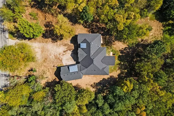 16605 NE 116th ST, Kearney, MO 64060