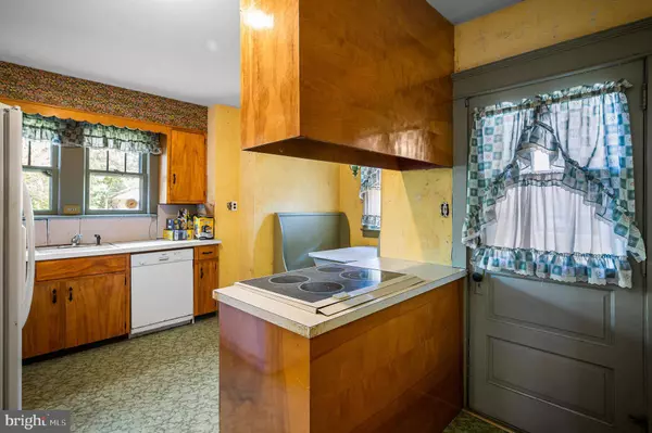 109 WASHINGTON ST, Woodstown, NJ 08098