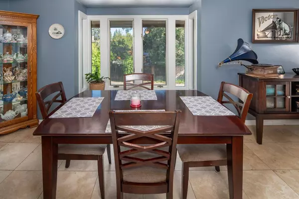 338 Diamond Oaks RD, Roseville, CA 95678