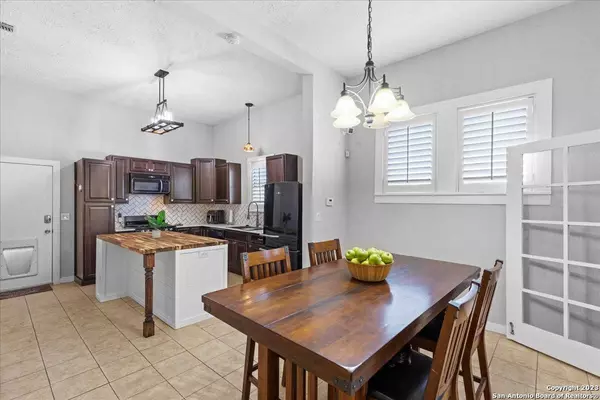 136 Uvalde St, San Antonio, TX 78210