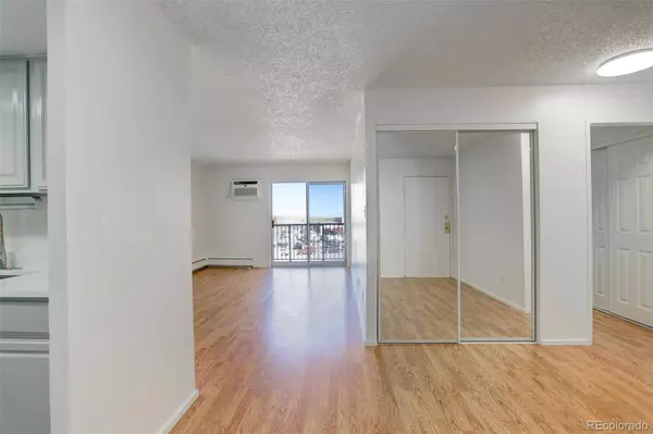 1150 Golden CIR #411, Golden, CO 80401