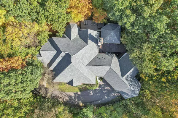 1907 Woodlands Place, Powell, OH 43065