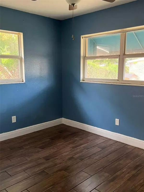 817 18TH ST E, Bradenton, FL 34208