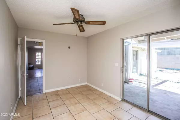 9021 W MULBERRY Drive, Phoenix, AZ 85037