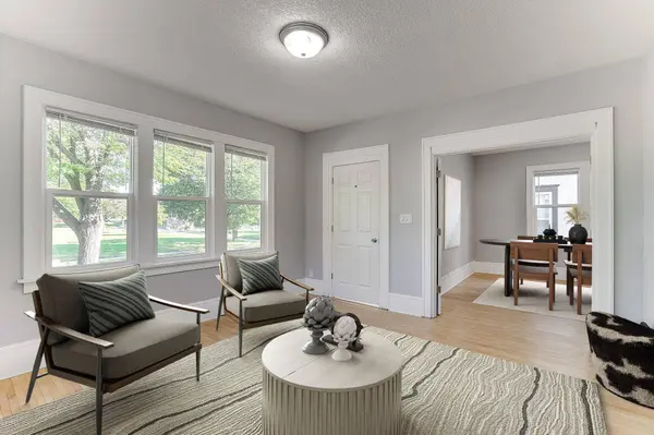 892 Cook AVE E, Saint Paul, MN 55106