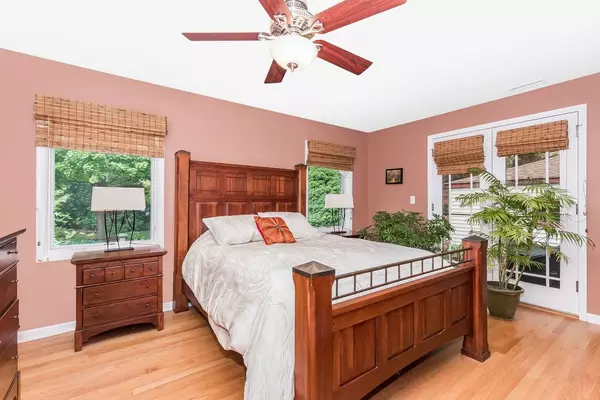 456 Lowell Avenue, Glen Ellyn, IL 60137