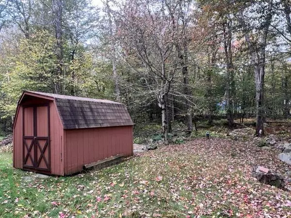 1047 Emerald Avenue, Wayne County, PA 18424