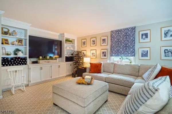 764 Warren St, Westfield Town, NJ 07090