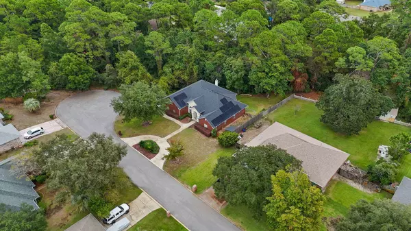 2058 Pine Ranch Drive, Navarre, FL 32566