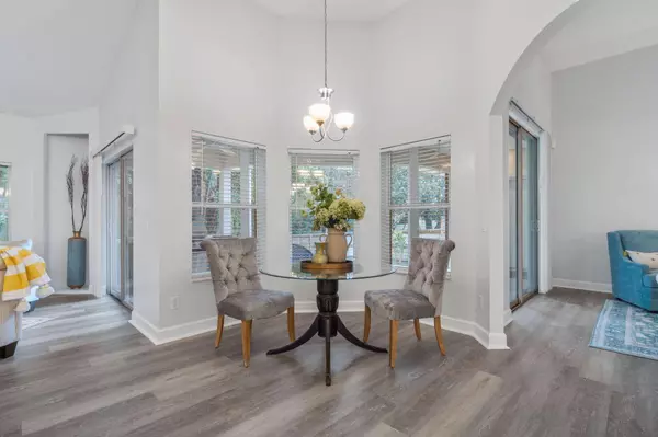 2058 Pine Ranch Drive, Navarre, FL 32566