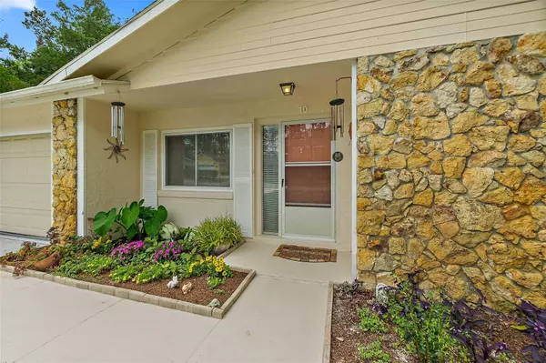 10 WATERFORD PL, Palm Coast, FL 32164