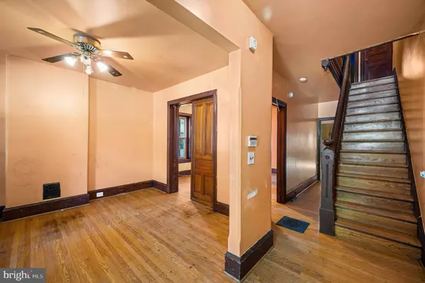 47 CURTIS AVE, Woodbury, NJ 08096